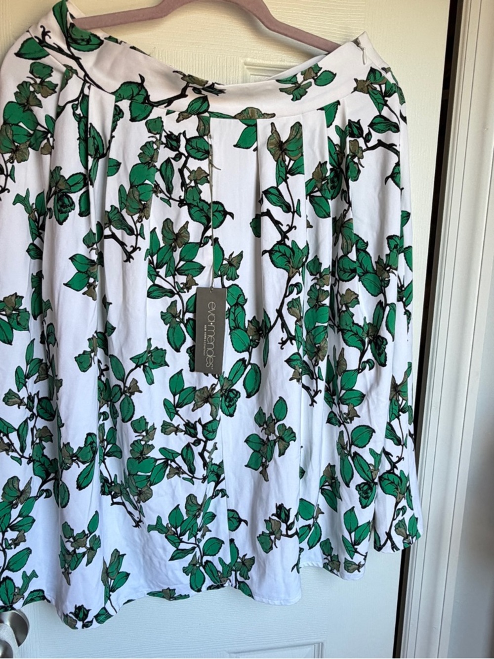 New York & Company White Skirt with Green Leaf Print - Circle Skater